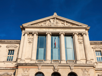 Jeune femme tuée par balles à Nice : les investigations se poursuivent