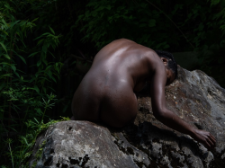 Nice : Exposition A Corps. Marie Genin