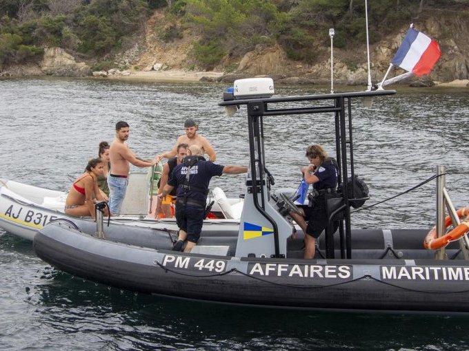 En mer, se préparer, (…)