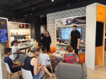 Orange présente à Cannes son dispositif SaferPhone pour un numérique plus sûr pour les jeunes