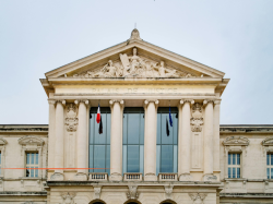 Accident sur le port de Nice : un conducteur de 24 ans jugé en comparution immédiate