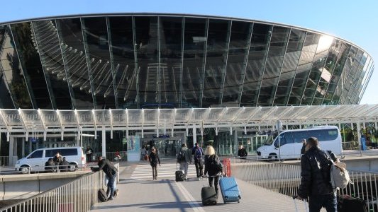 Privatisation de l'aéroport : les conditions d'Eric Ciotti