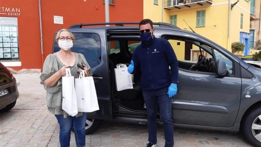 Approvisionnement en kits sanitaires : 3 jours pour passer commande, 2 jours pour récupérer les kits avec la CCI Nice Côte d'Azur