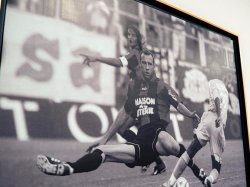 OGC Nice - Lorient : le Gym rend hommage à Éric Roy pour l'ouverture de la Ligue 1