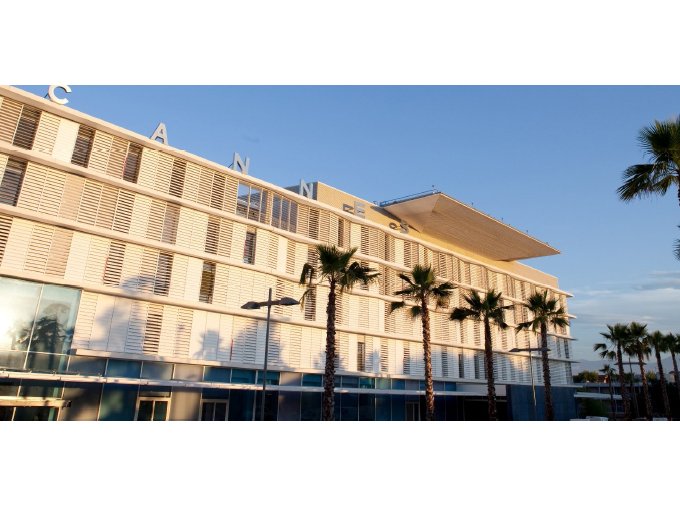 L'hôpital de Cannes (…)