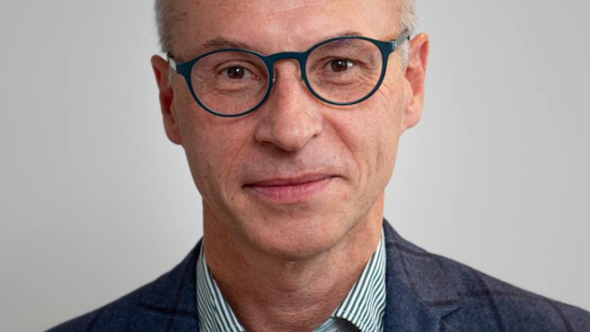 Créer ou reprendre un restaurant : quelle structure juridique et fiscale choisir ?