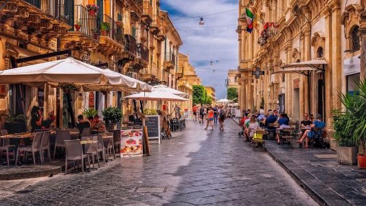 Un fonds de restructuration des commerces de proximité est mis en place