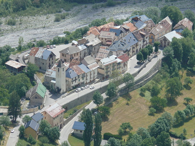 SAINT MARTIN D'ENTRAUNES