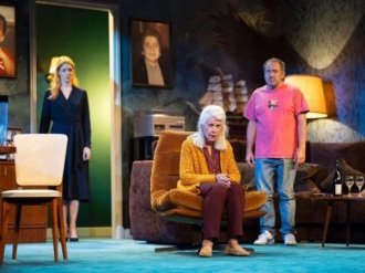 Anthéa - LA FAMILLE de Samuel Benchetrit