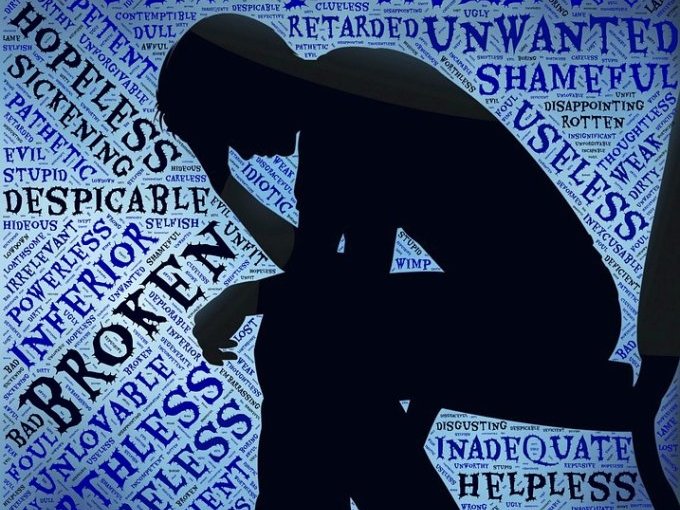 Suicides au travail : (…)