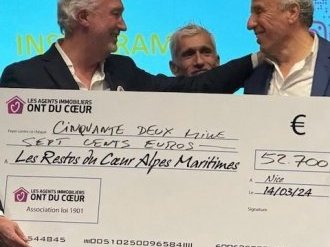 'Les Agents Immobiliers ont du coeur' remettent un chèque de 52 700 € aux Restos du coeur