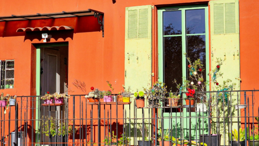 Meublés touristiques à Nice : le TA de Nice suspend partiellement le règlement sur les quotas d'autorisations