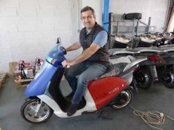ECCITY surfe sur la vague du scooter électronique 