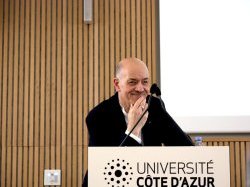 Alain Bauer : « Nous payons le prix de notre aveuglement et de nos illusions »