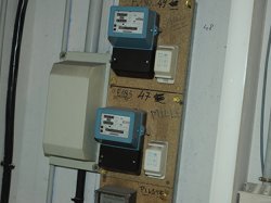 Les vieux compteurs électriques du 06 et 83 recyclés à antibes