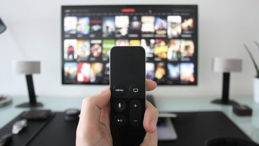 Échéance de contribution à l'audiovisuel public : report en faveur des professionnels affectés par la crise sanitaire