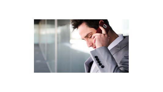 Une plateforme téléphonique d'écoute a été mise en place afin d'aider les personnes touchés par les attentats.