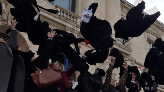 L'avocat, sa robe, son serment, par Me Alexandre-Guillaume TOLLINCHI