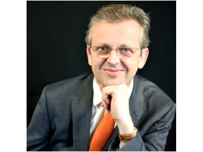 Réélu Président de SCE,