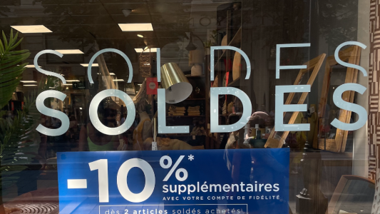  Soldes d'Hiver 2025 : Un enjeu crucial pour les commerçants de proximité