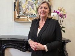 Anne Sattonnet : « Prendre soin de Vence »