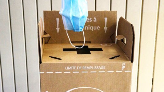 A Mandelieu les masques usagés sont collectés gratuitement et recyclés