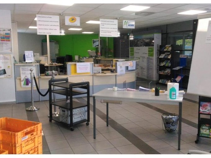 La zone industrielle (…)