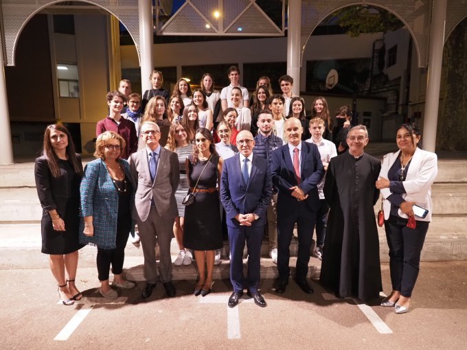 Une nouvelle classe (…)