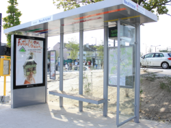 COURSEGOULES : un abri bus