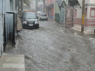Vigilance ORANGE orages et pluie inondation : fermeture anticipée des établissements scolaires et départ anticipé du lieu de travail