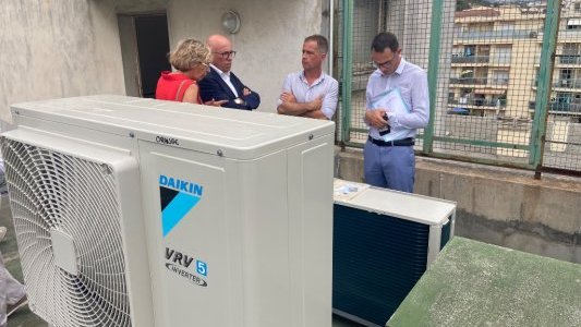 Climatisation : adapter les écoles aux fortes chaleurs