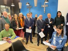 Municipales 2026 : Signature à Nice d'une charte de respect entre journalistes et candidats