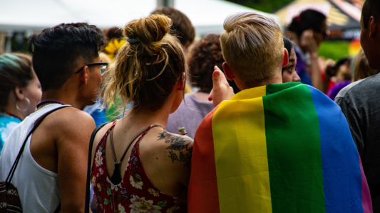 Agression homophobe sur une plage de Villefranche-sur-Mer : un agent municipal blessé, deux mineurs interpellés