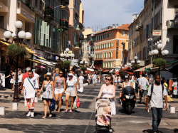 Nice : durcissement de la réglementation des locations meublées touristiques
