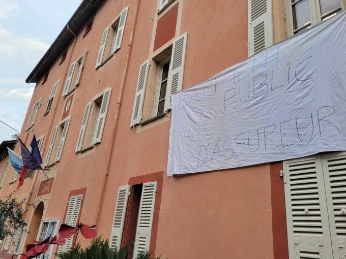 Assurances de Breil : (…)