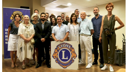 L'artiste SAB, marraine de la 10ème vente aux enchères caritative du LIONS Club Nice Masséna