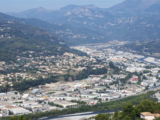 La Métropole et la CAIPDV signent une convention pour aider au développement de la plus importante zone industrielle des Alpes-Maritimes