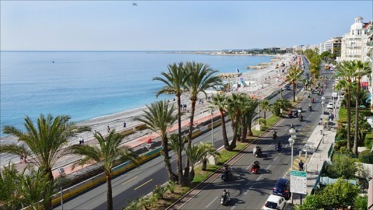 La Promenade reste une route à grande circulation
