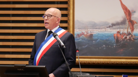 Éric Ciotti annonce des entretiens avec cinq policiers municipaux de Saint-Denis