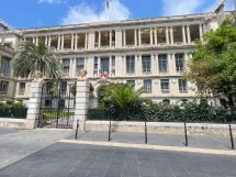 À Nice, la préfecture a quitté le palais… mais le préfet y est resté