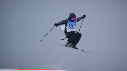 Arthur Richer, Directeur de la Communication, quitte le COJOP Alpes Françaises 2030