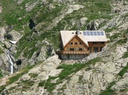 Top 10 des incontournables de l'été sur la Côte d'Azur pour les azuréens : le refuge de Nice