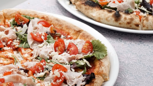 À Nice, un concours de pizzas inédit réunit chefs, pizzaiolos et influenceurs au Château de Crémat