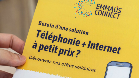 À Marseille, Emmaüs Connect à la recherche de nouveaux bénévoles