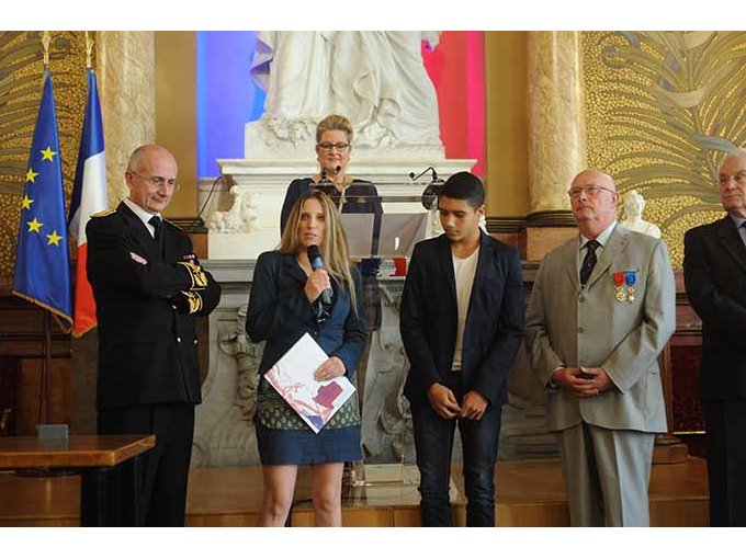 Nationalité : le jour (…)