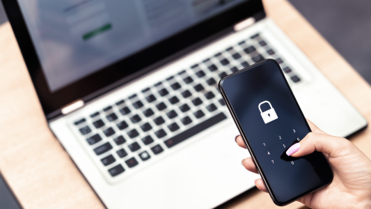Conférence d'Alain JUILLET : « Risques cyber et gestion de crise en entreprise »