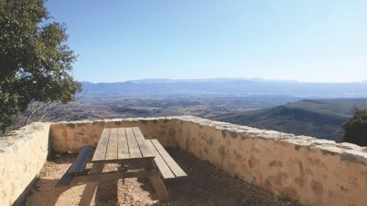 Dans le massif de la Sainte-Victoire, partez pour une balade familiale vers l'Ermitage de Saint-Ser !