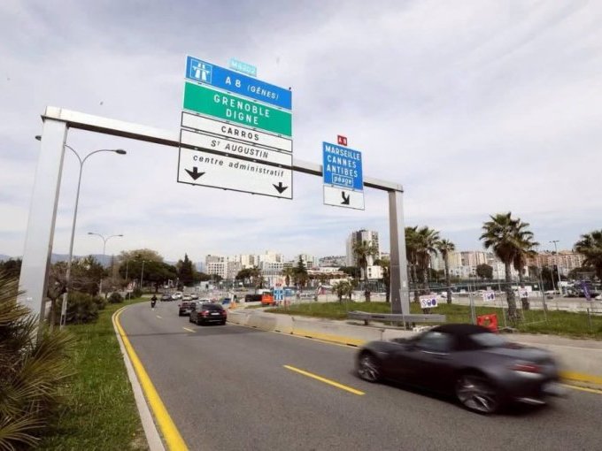 À Nice, l'accès à l'A8