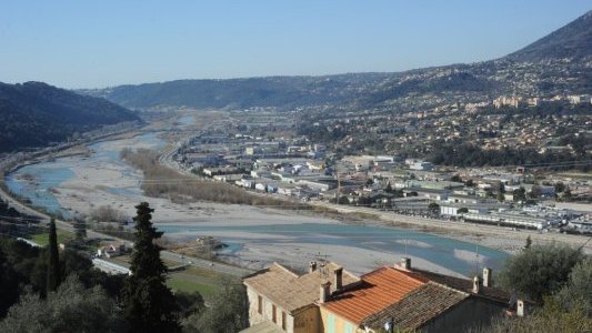 Industrie : peu visible dans le 06, elle pèse pourtant de tout son poids...