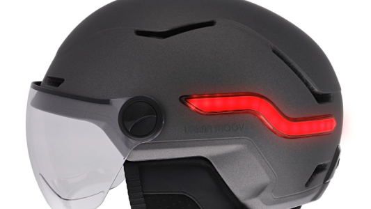 À Aix-en-Provence, T'nb dévoile son casque LED